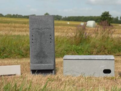 Nestkasten en invliegstenen