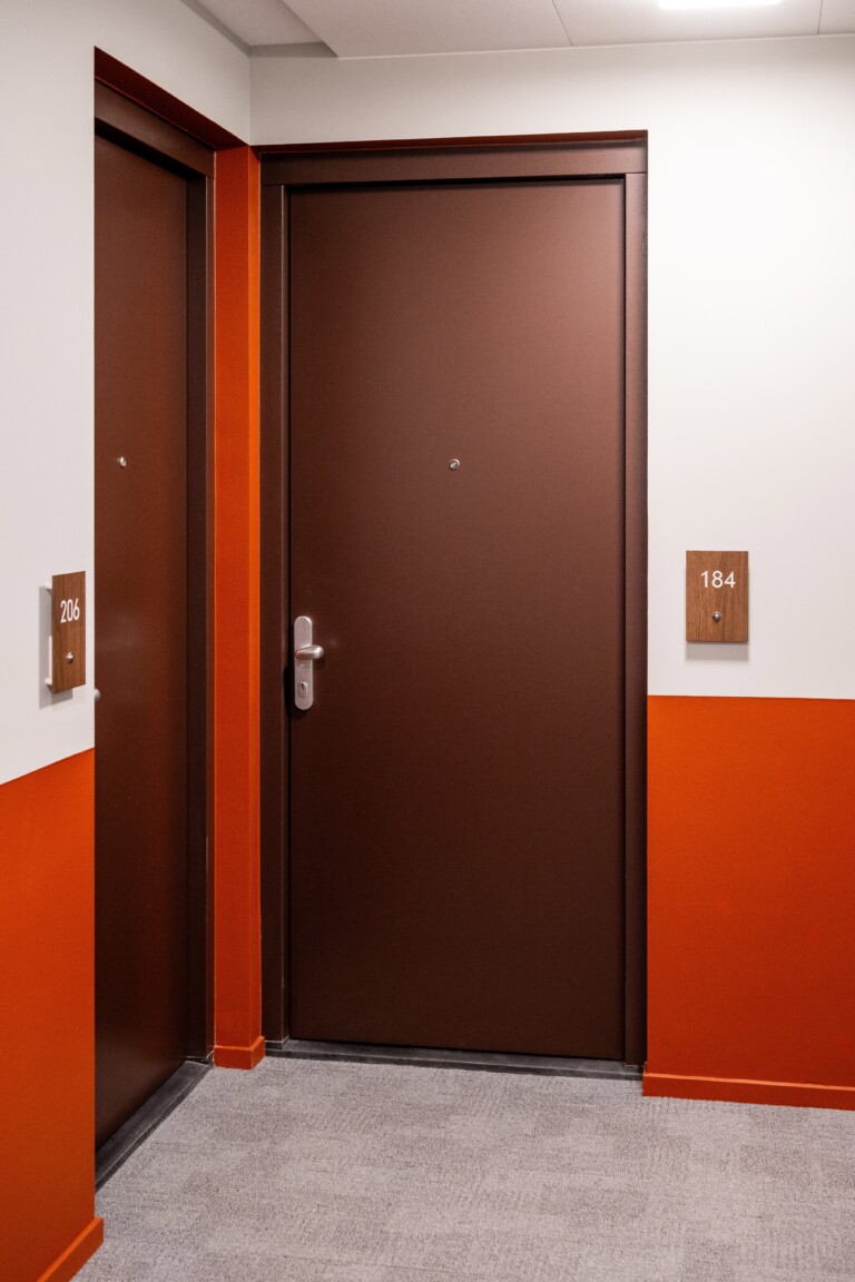 Groot Hartje - Eindhoven Silent Base 51