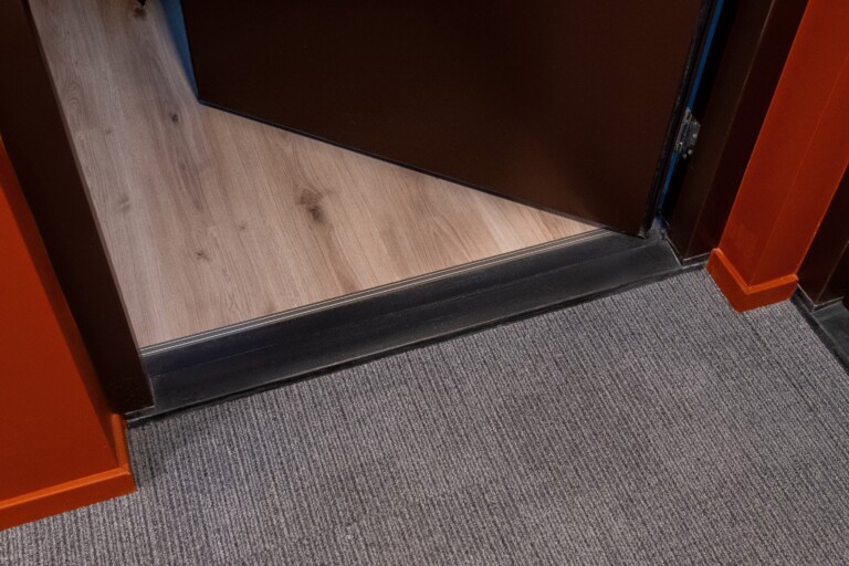 Groot Hartje - Eindhoven Silent Base 51