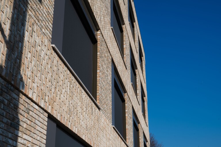 Aafje Meerweide - raamdorpel